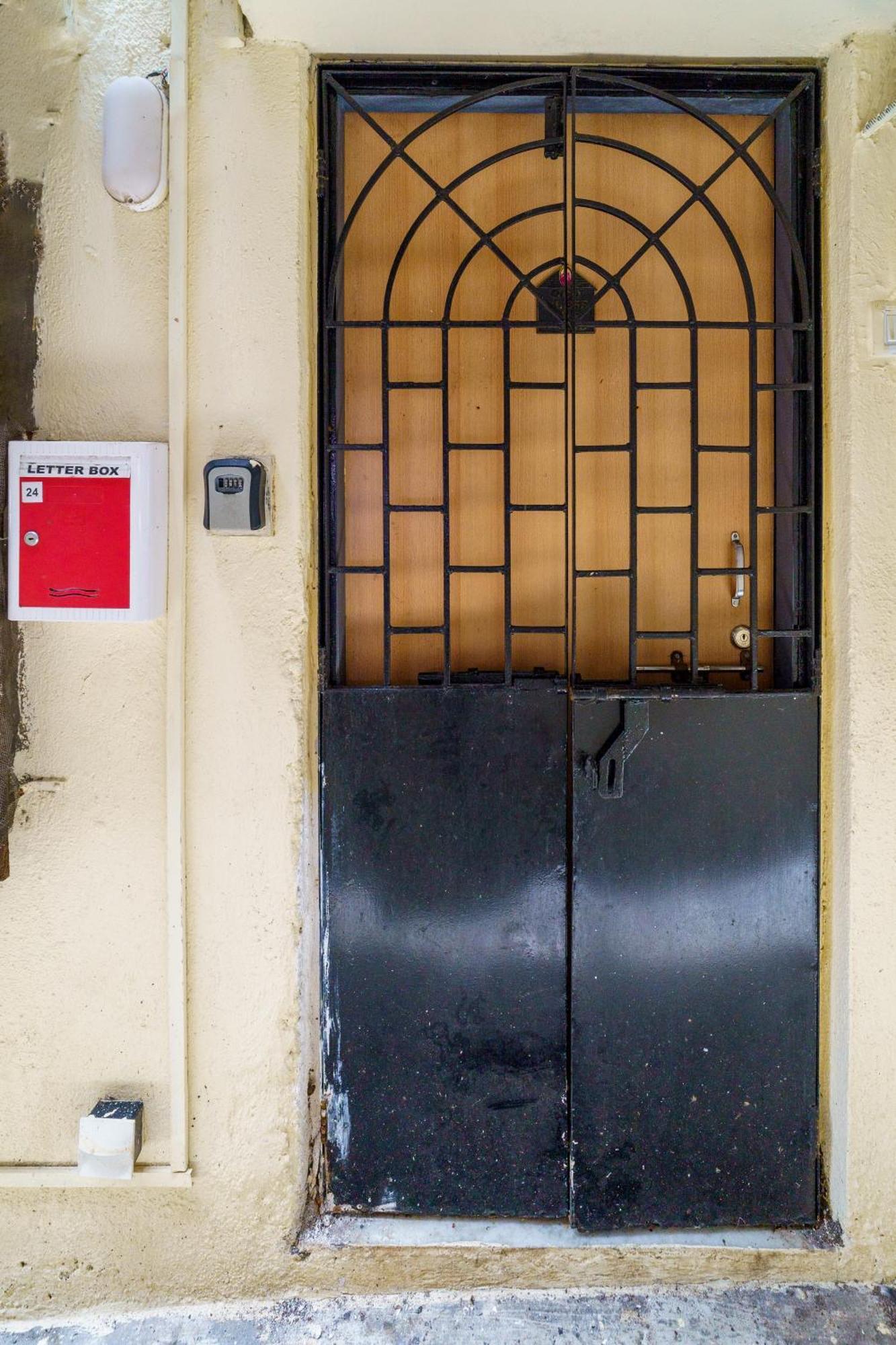 Calisto 2Bhk Khar W By The Bombay Home Company Mumbai Exterior foto